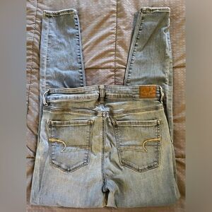 American Eagle High Rise Jeggings Jegging Skinny Jeans Light Denim Size 10 AE